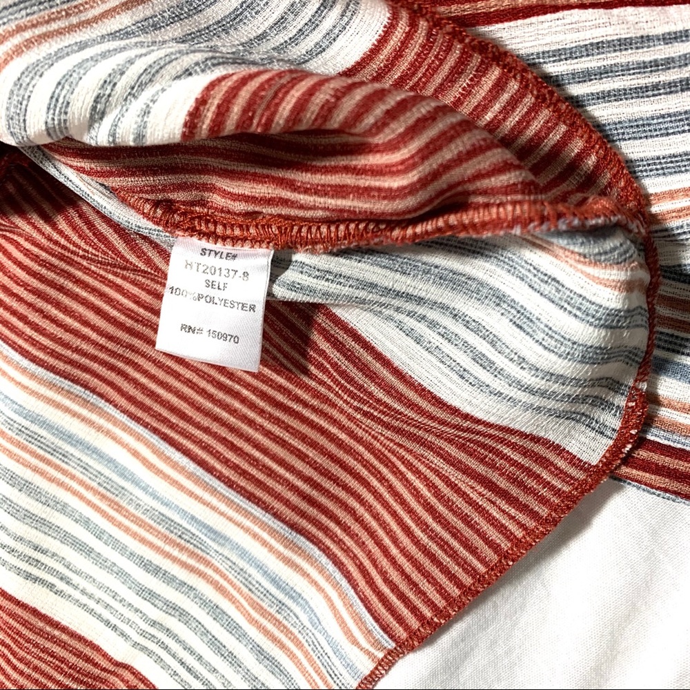 Lavender Field V-neck Striped Top Bell Sleeves - Picture 10 of 11